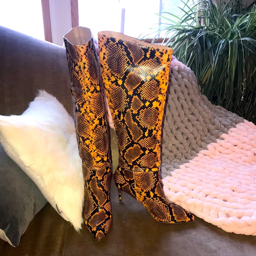 Steve Madden Yellow and Brown Snake Print Heeled Boots